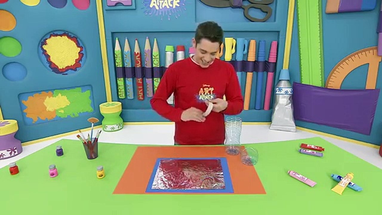 Art Attack - Chłodzący pan pingwinek. Oglądaj w Disney Junior!