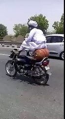 dekho magar pyar se