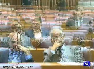 Dailague between PML.N govt & Opposition parties on PIA privatization. Report by Shakir Solangi, Dunya News.