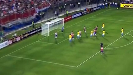 HULK  One of the worst shots. Kill the defensive opponents   Paraguay 2 – Brazil 2 30-03-2016  HD