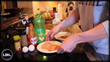 Easy Bodybuilding Cutting Meal  Low-Carb Crispy Salmon