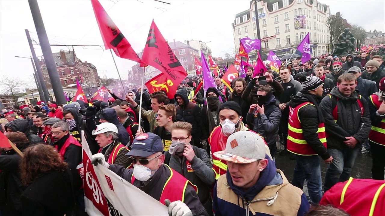 Manifestation contre la loi El Khomri à Valenciennes devant la gare