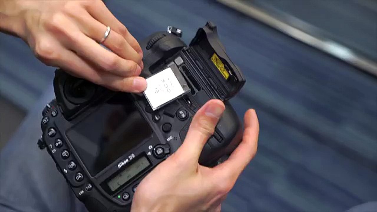 ##Nikon D5 Hands-on First Impression and Review$$