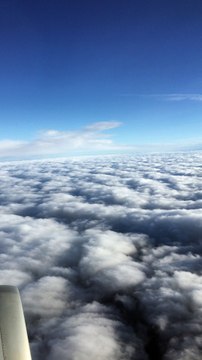 [skyview]clouds-in the airplane