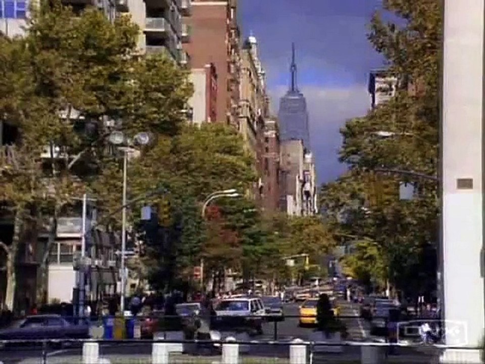 Taylor Swift & Lisa Kudrow - "Smelly Cat" from "Friends" Clip at Staples Center