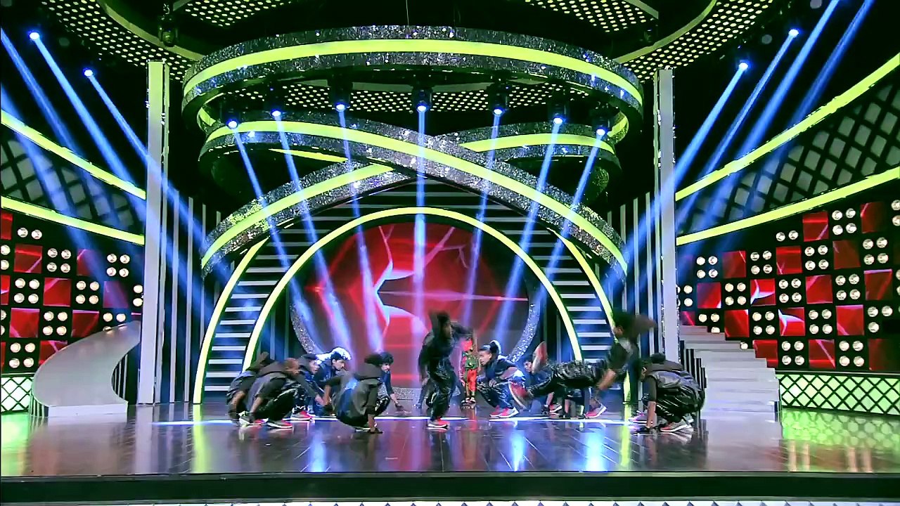 D3 D 4 Dance I Avvai shanmugi feat Nagavalli? I Mazhavil Manorama