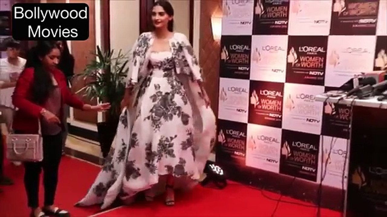 Sonam Kapoor at Loreal Paris Women of Worth Awards 2016 | NDTV (FULL HD)