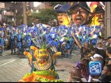 ZOOM NA FOLIA - COMPACTO DO DESFILE DA VILAGE NO SAMBA (2016)