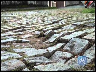 02-02-2016 - ESTAMOS DE OLHO: RUA AFUNDANDO NO PERISSE - ZOOM TV JORNAL