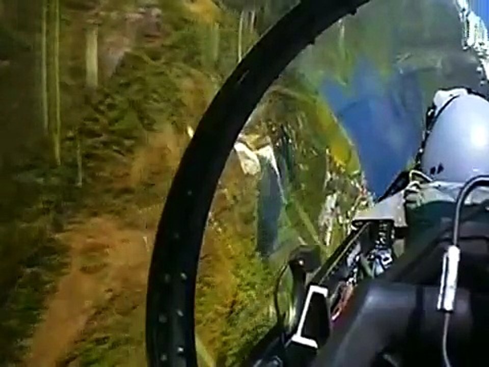 Crazy F-16 Pilot!
