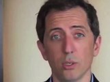 Exclu Vidéo : Gad Elmaleh s’engage contre la cigarette au Maroc !