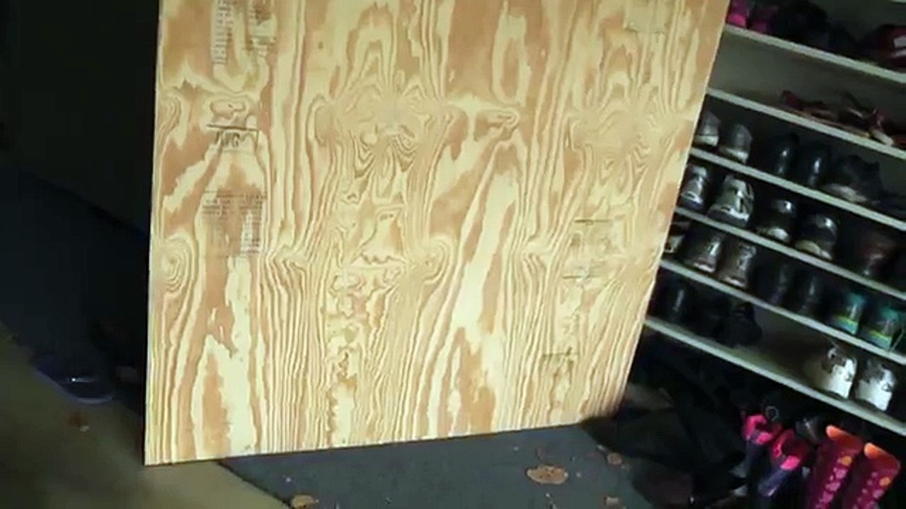 DIY Gaming Table 35