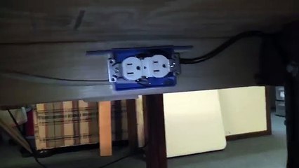 DIY Gaming Table for $150(00h47m46s-00h48m16s)
