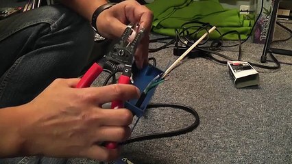 DIY Gaming Table for $150(00h46m14s-00h46m45s)