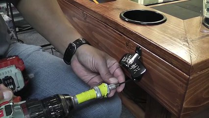 DIY Gaming Table for $150(00h50m18s-00h50m49s)