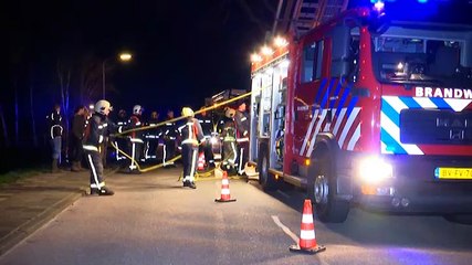 Brand in monumentale boerderij Midwolda - RTV Noord