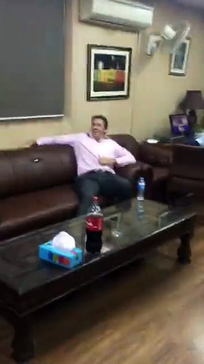 india ki haar pai dekhen kesy khushyan manai ja rahi hain dekh k ap heran reh jain gai