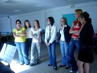 pom pom girl chante "alabama song" répétition