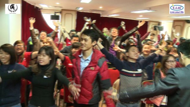 ĐÁNH THỨC NGƯỜI KHỔNG LỒ - TRAINER NGUYỄN CAO CƯỜNG