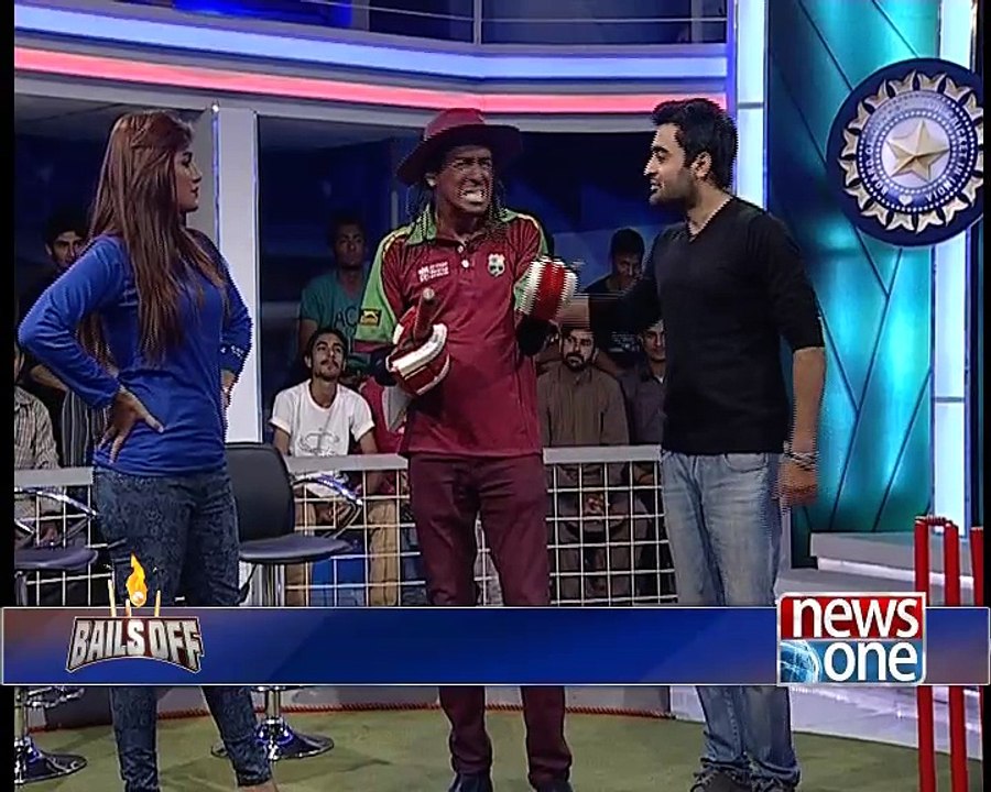 Bails Off, Short clip 766