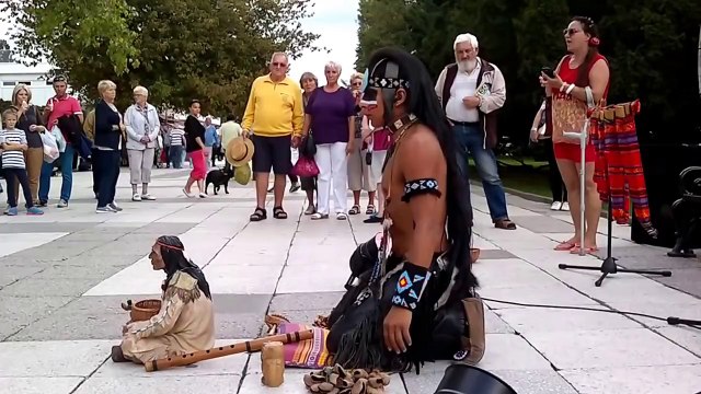 Все замерли при первых нотах. Последний из могикан