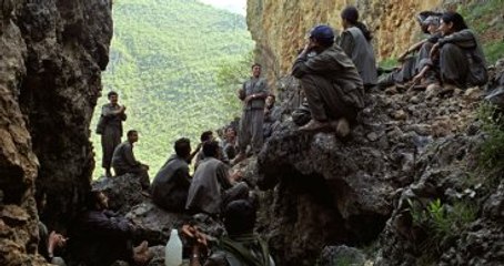 PKK'ya Katılmak İsteyen Genç Kız ile Bombacı Yakalandı