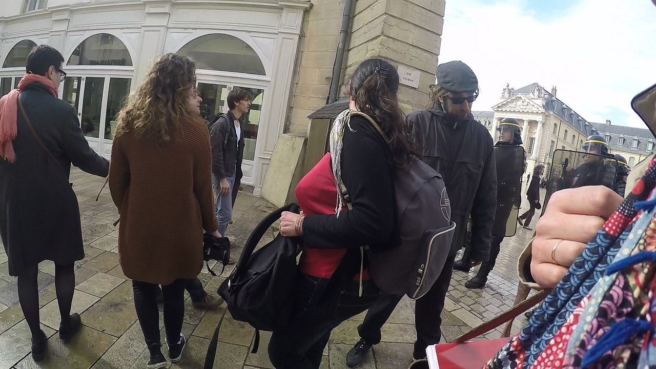 Affrontements à Dijon après la manifestation du 31 mars