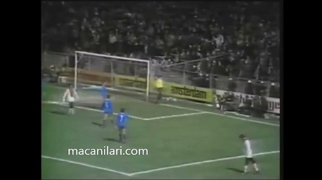 06.12.1978 - 1978-1979 UEFA Cup 3rd Round 2nd Leg AFC Ajax 2-0 Budapest Honved SE