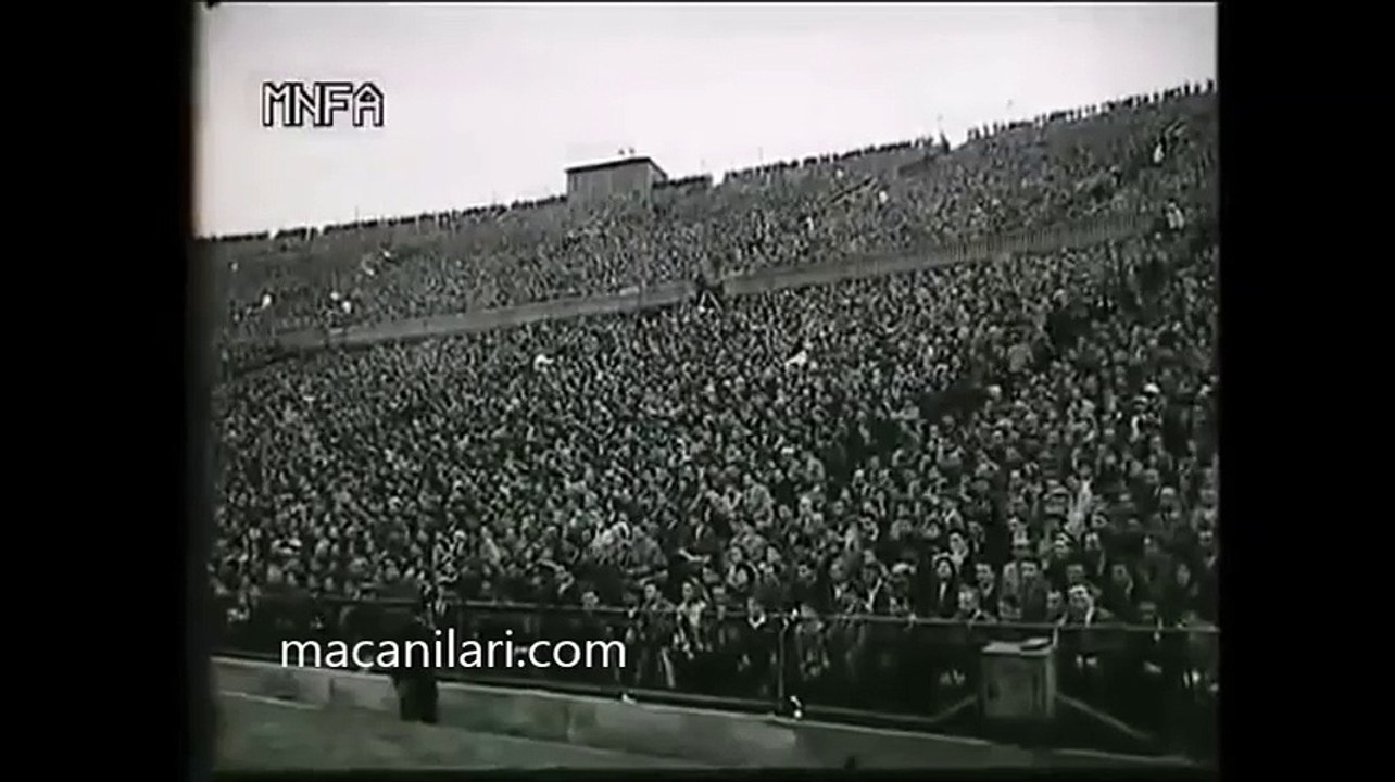 05.06.1965 - 1964-1965 Inter-Cities Fairs Cup Semi Final 2nd Leg Ferencvarosi TC 1-0 Manchester United