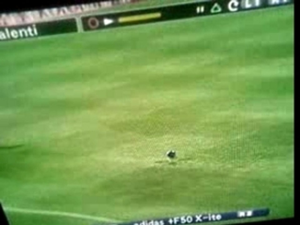 PES6 Volée somptueuse des 40 m en plein dans la lunette