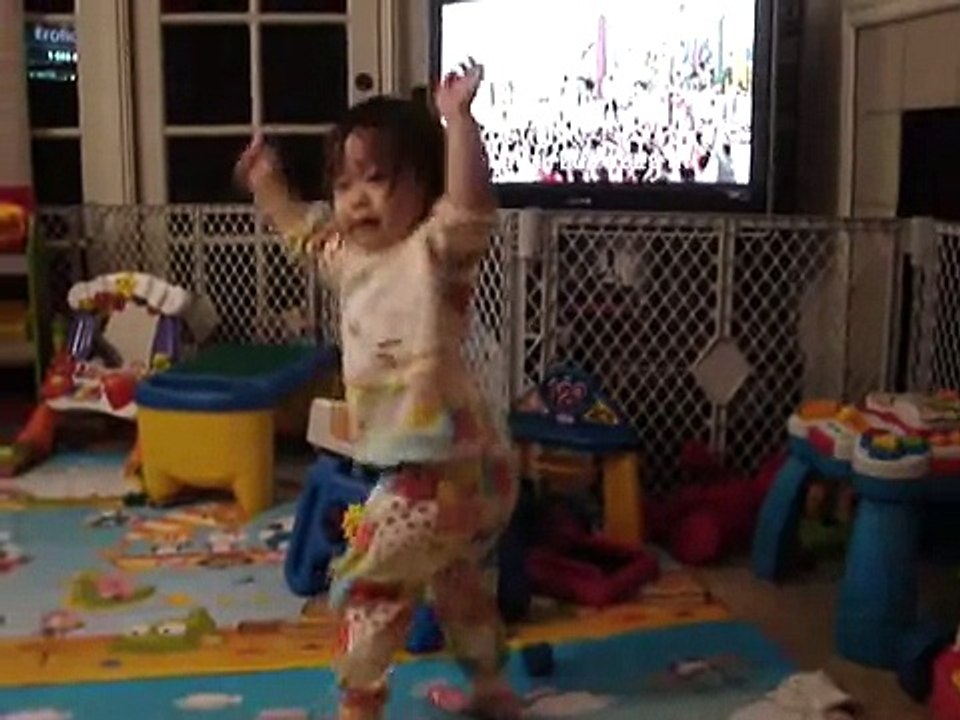 Katie Shin 840th Michael Shin 282th Hannah Montana보고 춤추기