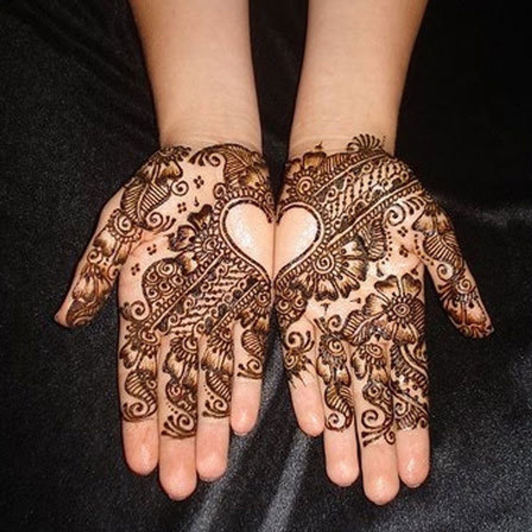 Most Loved Heart Henna Designs I Pretty Heart Henna Design Easy