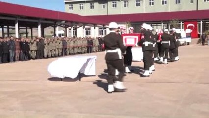 Şehitler İçin Askeri Tören