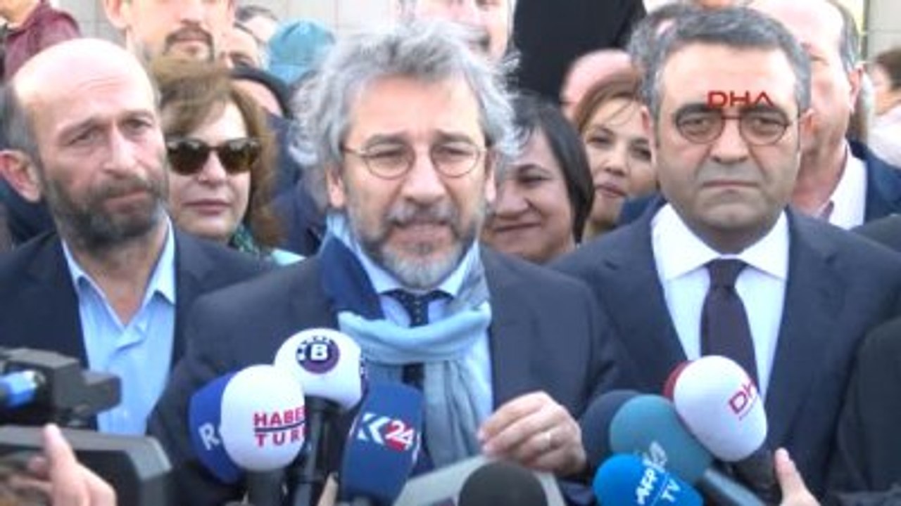 Can Dündar ve Erdem Gül Adliye Önünde Açıklama Yaptı