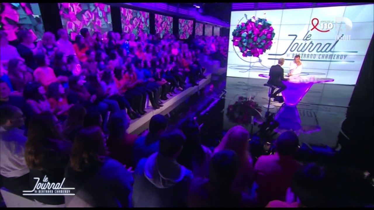 Bertrand Chameroy dévoile un tatouage... (faux heureusement)