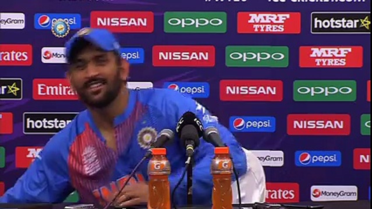 Captain MS Dhoni Turns the Tables