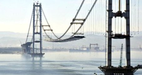 İzmit Körfezi Asma Köprüsü'nde İki Yaka Birleşiyor