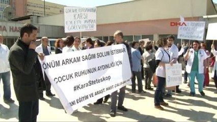 Çocuk İstismarına Karşı "Kara Steteskop" Eylemi