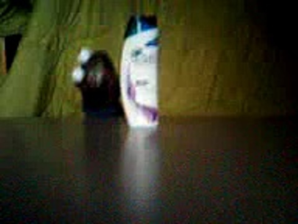 head-and-shoulders-volumen-shampoo-werbung-mit-sockie