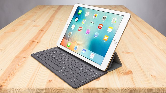 ORLM-223 : 12P, iPad 9,7 - Quid des accessoires?
