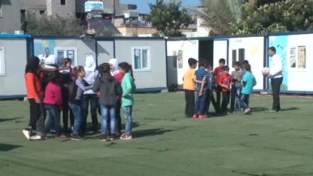 Suriyeli Öğrenciler Geleceğe Hazırlanıyor