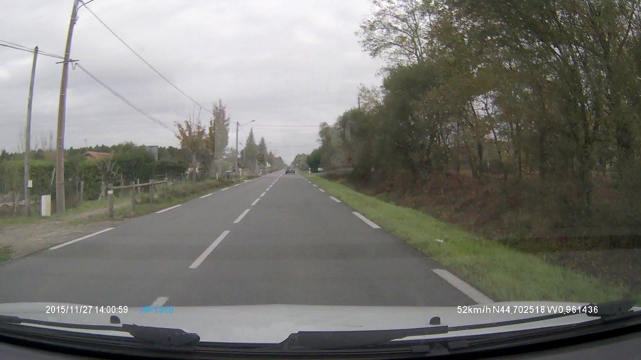 dépassement dangereux à hougueyra (33) le 27 11 2015