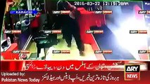 ARY News Headlines 2 April 2016, Robbery at Gulshan e Iqbal Office Karachi -