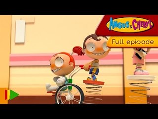 Angus & Cheryl - 05 -  At the Hospital