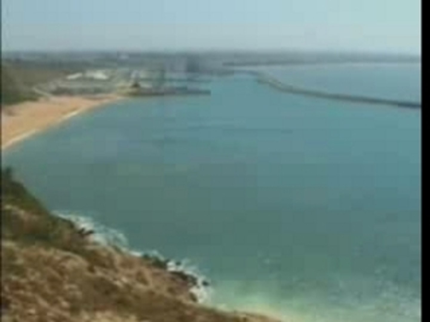 4 Bedrooms Villa For Rent From 12 To 14 People