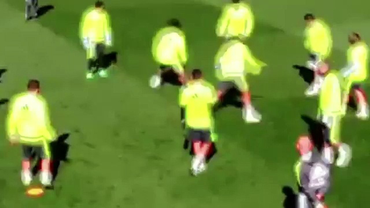Cristiano Ronaldo with some skills in Real Madrid training before El Clasico