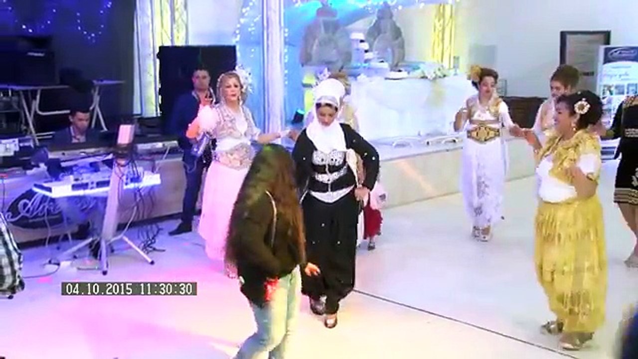 Sadri Gjakova, Sulltan Hajolli dhe Arsim Kosova te dasma familjes Veseli