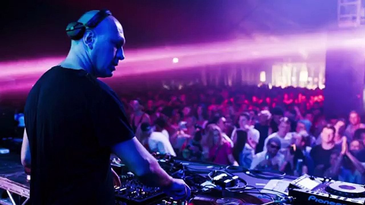 Marco Carola Live @ Music On Underground 33