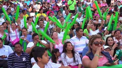 Una fiesta la visita al coloso leonés de todas las escuelas filiales del Club León