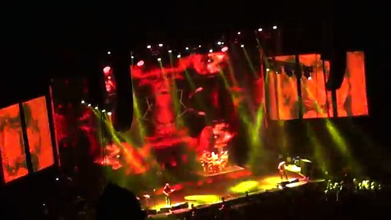 [HD VIDEO] Tool Live Nashville 2016 (Full Concert) 36